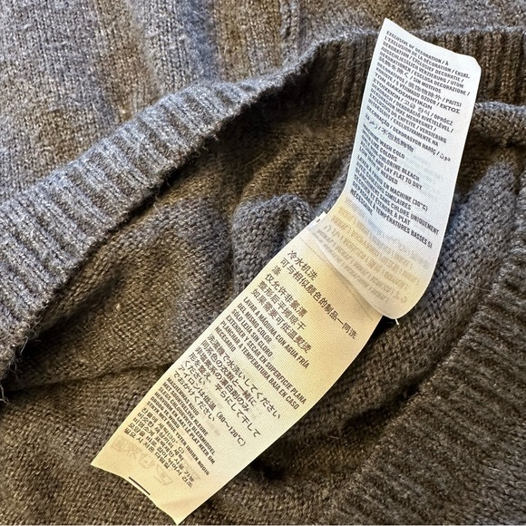 Abercrombie & Fitch Y2K Gray Lightweight Crewneck Sweater Size Small - Picture 13 of 15